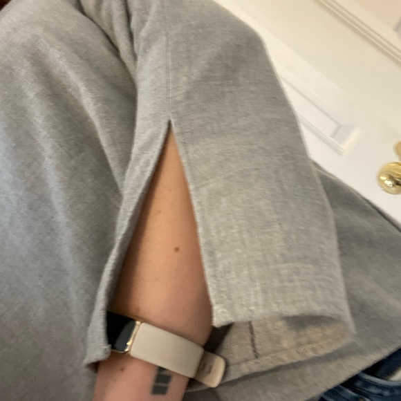 ✨ZARA Off-the-Shoulder Blouse - Picture 10 of 11